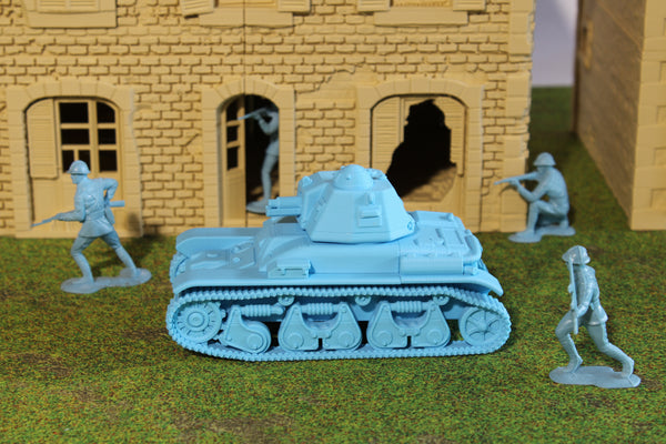 Renault R35 — WWII French Tank | 1/32 (54mm)–1/56 (28mm) Scale Model