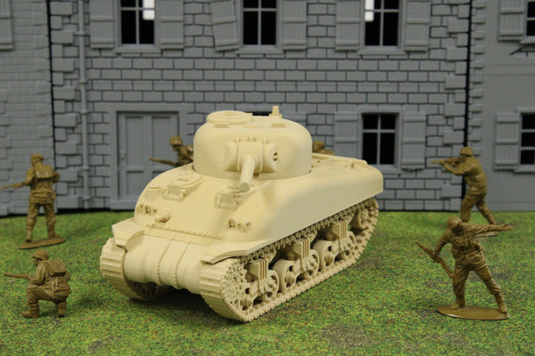 M1A1 Sherman — WWII British Tank | 1/32 (54mm)–1/56 (28mm) Scale Model