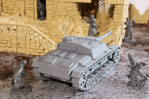 Sturmhaubitze (StuH) 42 — WWII German Assault Gun | 1/32 (54mm)–1/56 (28mm) Scale Model