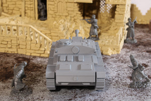 Sturmhaubitze (StuH) 42 — WWII German Assault Gun | 1/32 (54mm)–1/56 (28mm) Scale Model