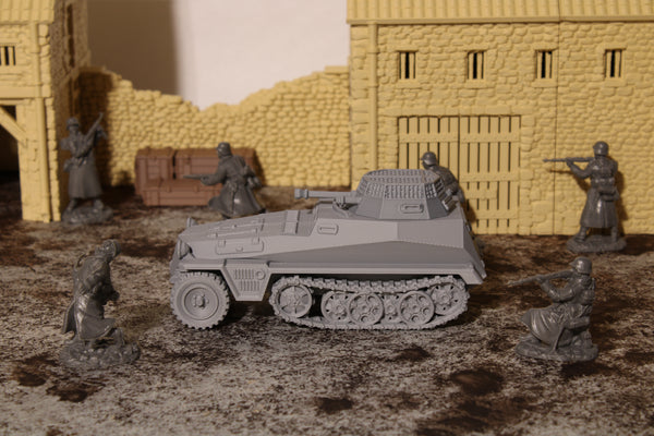 SdKfz 250 — WWII German Halftrack | 1/32 (54mm)–1/56 (28mm) Scale Model