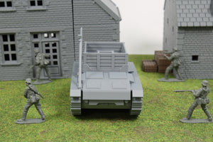 Bergepanzer III — WWII German APC | 1/32 (54mm)–1/56 (28mm) Scale Model