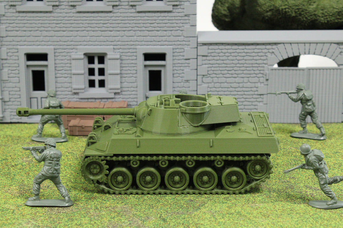 M18 Hellcat — WWII American Tank Destroyer | 1/32 (54mm)–1/56 (28mm) Scale Model