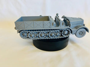 Famo SdKfz 9 — WWII German Halftrack | 1/32 (54mm)–1/56 (28mm) Scale Model