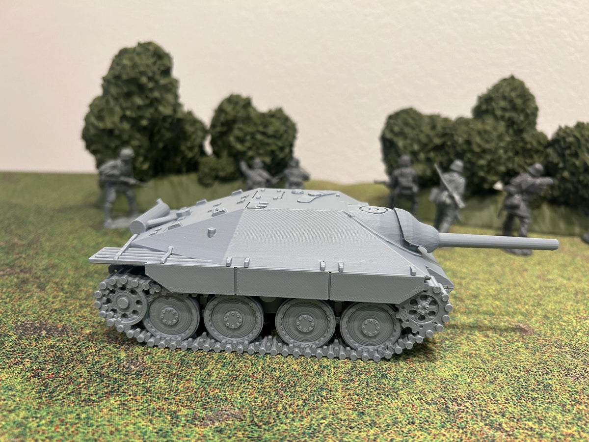 Hetzer Jagdpanzer 38t — WWII German Tank Destroyer | 1/32 (54mm)–1/56 (28mm) Scale Model