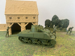 M4 Sherman — WWII American Tank | 1/32 (54mm)–1/56 (28mm) Scale Model