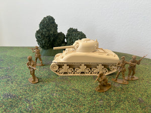 M1A1 Sherman — WWII British Tank | 1/32 (54mm)–1/56 (28mm) Scale Model
