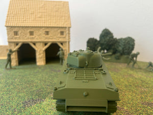 M4 Sherman — WWII American Tank | 1/32 (54mm)–1/56 (28mm) Scale Model