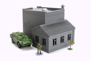 East European Outpost Headquarters | 1/32 (54mm)–1/56 (28mm) Diorama Terrain